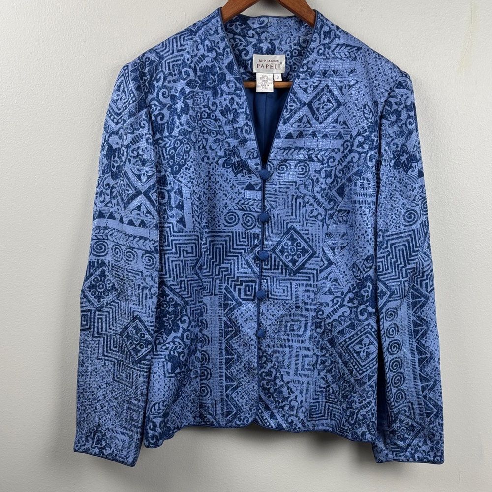 Adrianna Papell Blue Patterned Silk Jacket size 8. Button closure long sleeve